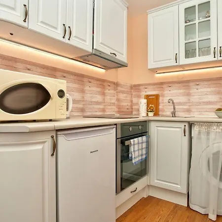 Apartment Aurora-an Oasis In Vibrant Downtown + Ac And Lift Sofia