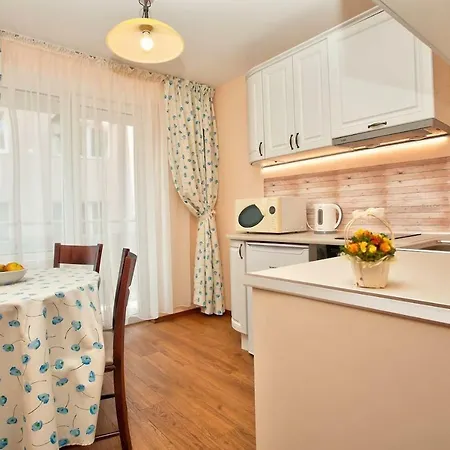 Apartment Aurora-an Oasis In Vibrant Downtown + Ac And Lift